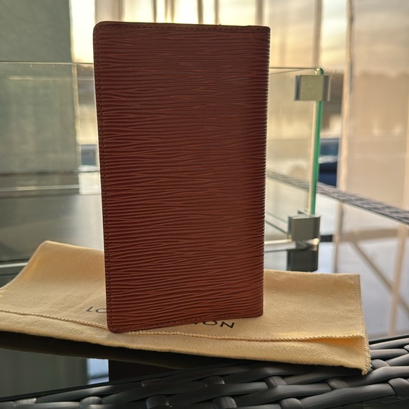 EUC orange/brown LV epi pocket organizer - Picture 5 of 15